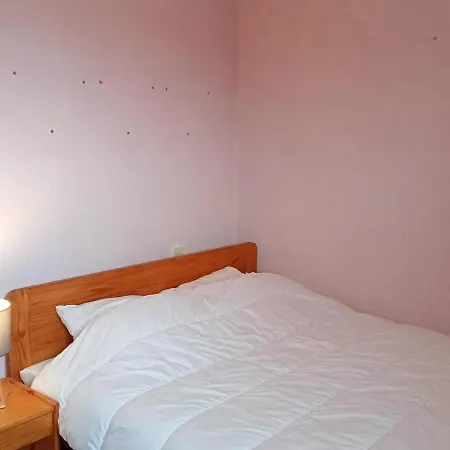 شقة Studio La Rochelle, 1 Piece, 4 Personnes - Fr-1-551-64 *